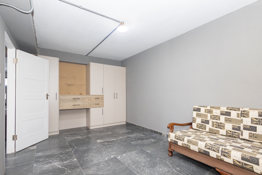 4 Bedroom Property for Sale in Loevenstein Western Cape